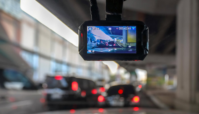 Best Dash Cam for Truckers